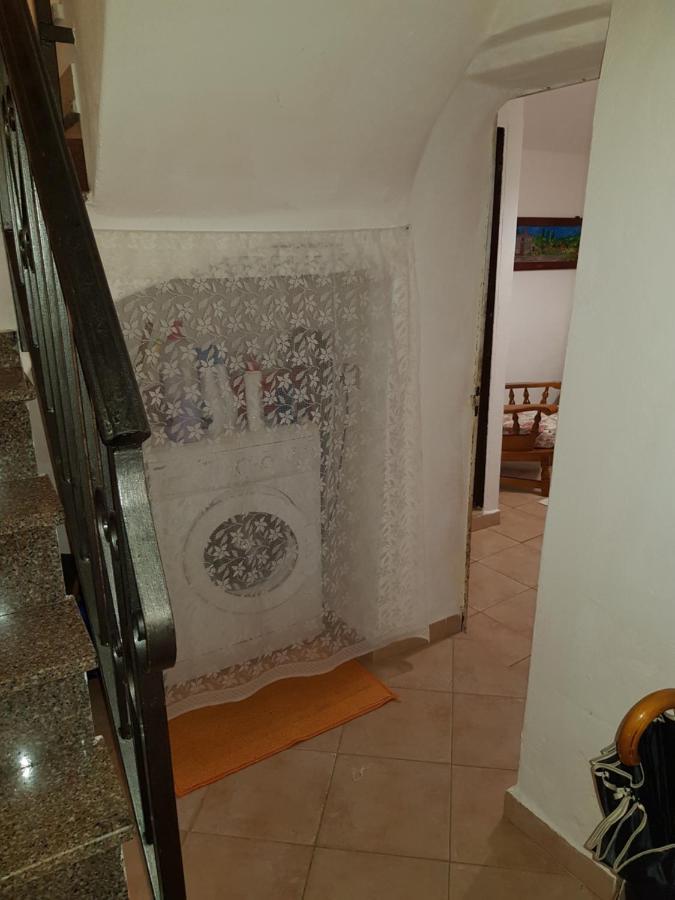 B&B Da Antonella Bosa Exterior foto